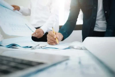 Due Diligence pri založení startupu: Ako minimalizovať právne riziká